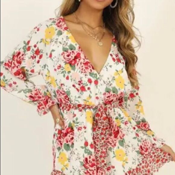 Showpo. Romper NWT  - Picture 2 of 7